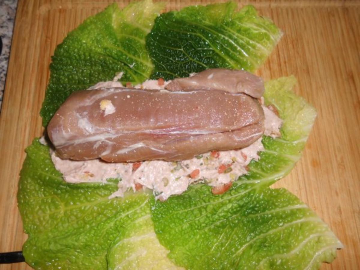 Schweinefilet im Wirsingmantel>> - Rezept - Bild Nr. 6