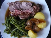 Rezept: Gefรผllter Nackenbraten Gefรผllter Nackenbraten - Rezept