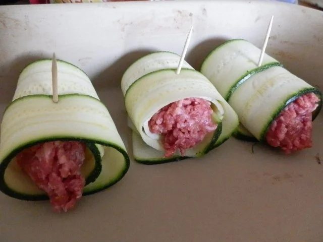 Rezept: Zucchiniröllchen mit Rinderhackfleisch Bild Nr. 6 Zucchiniröllchen mit Rinderhackfleisch - Rezept - Bild Nr. 6