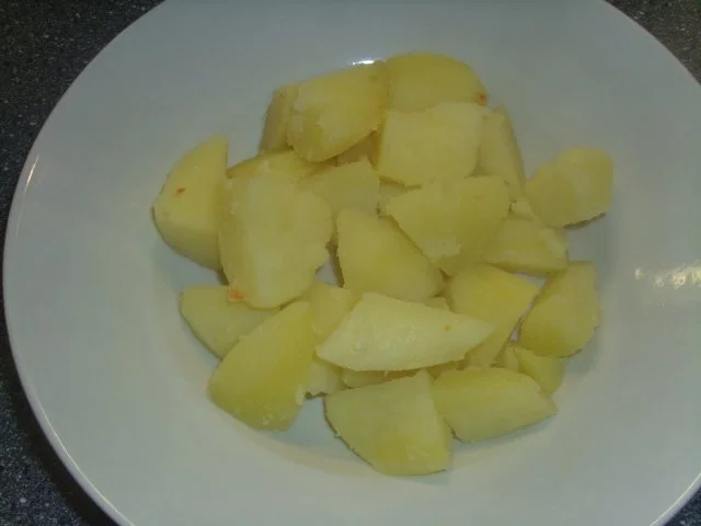 Rezept: Eier in Tomaten-Kapern Soße Bild Nr. 5 Eier in Tomaten-Kapern Soße - Rezept - Bild Nr. 5