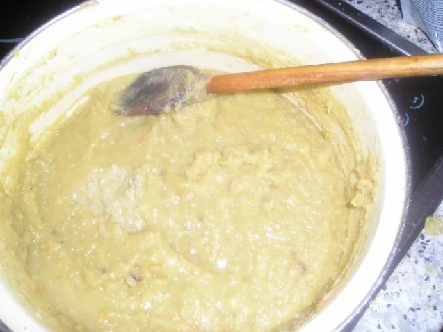 Rezept: Erbsenpüree mit Selchkarree Bild Nr. 4 Erbsenpüree mit Selchkarree - Rezept - Bild Nr. 4