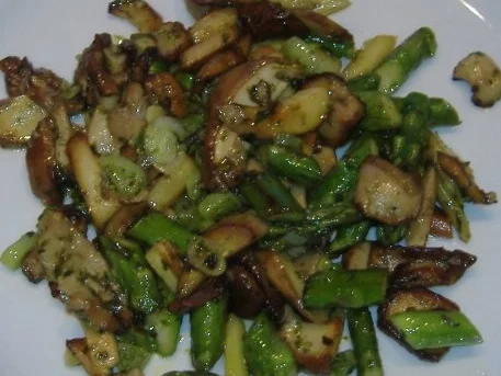 Steinpilz-Spargel-Geröstl - Rezept