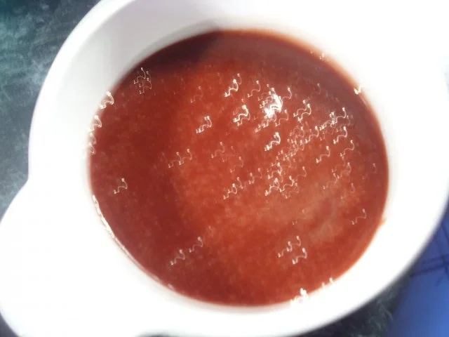 Feurige Rib-Eye-Steaks mit Johannesbeergeleesauce und Pilzgemüse - Rezept - Bild Nr. 6