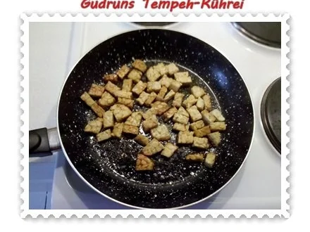 Rezept: Eier: Tempeh-Rührei Bild Nr. 4 Eier: Tempeh-Rührei - Rezept - Bild Nr. 4