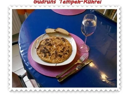 Rezept: Eier: Tempeh-Rührei Bild Nr. 10 Eier: Tempeh-Rührei - Rezept - Bild Nr. 10