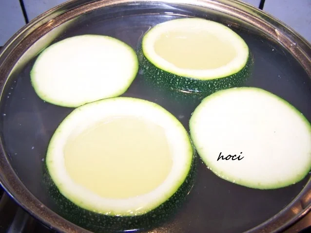 Rezept: Gefüllte runde Cougette Bild Nr. 14 Gefüllte runde Cougette - Rezept - Bild Nr. 14