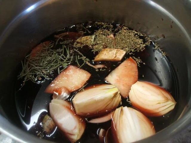 Wild: Hirschgulasch in Backpflaumensoße - Rezept - Bild Nr. 3