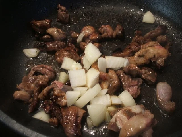 Wild: Hirschgulasch in Backpflaumensoße - Rezept - Bild Nr. 9