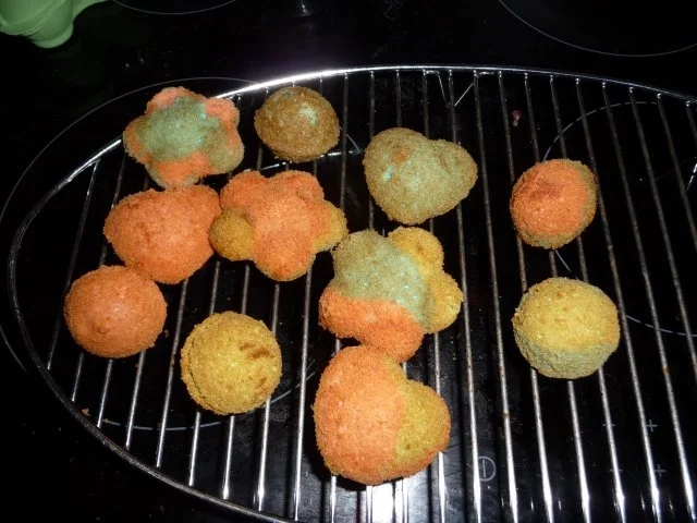 Rezept: Zitronen-Cake-Pops Bild Nr. 5 Zitronen-Cake-Pops - Rezept - Bild Nr. 5