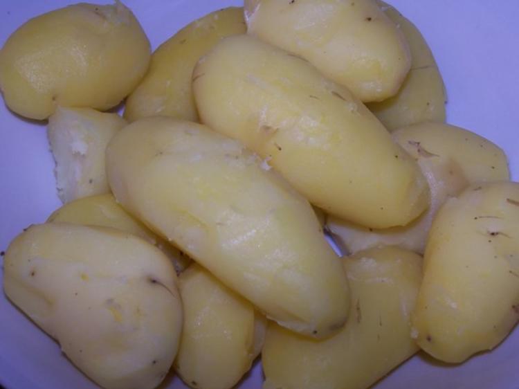 Frühlingskartoffelsalat - einfach - 70 kcal/100g