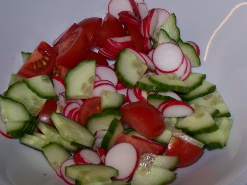 Frühlingskartoffelsalat - einfach - 70 kcal/100g