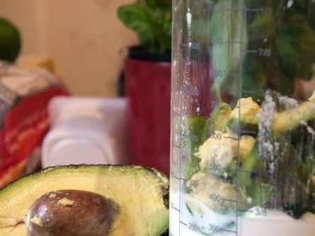 Basilikum-Avocado-Dressing - Rezept - Bild Nr. 5