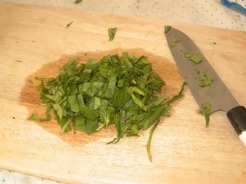 Rezept: Teigtaschen, mit Spinat gefüllt Bild Nr. 2 Teigtaschen, mit Spinat gefüllt - Rezept - Bild Nr. 2