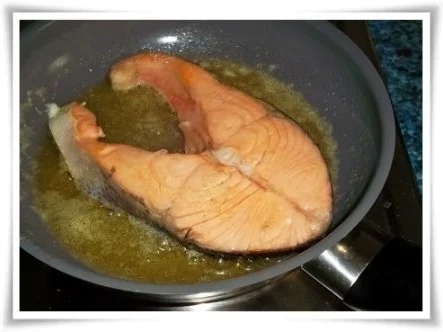 Lachssteaks mit Rosmarinkartoffeln und Paprikagulasch dazu. - Rezept - Bild Nr. 14