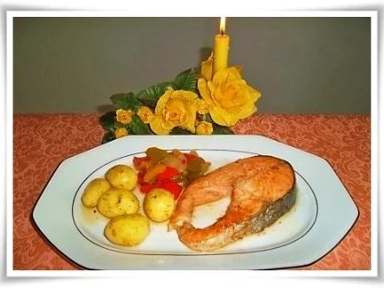 Lachssteaks mit Rosmarinkartoffeln und Paprikagulasch dazu. - Rezept - Bild Nr. 18