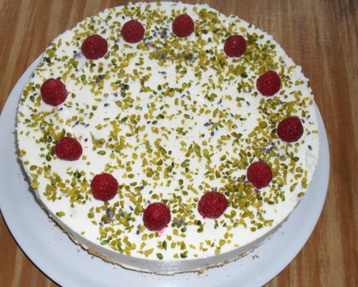 Himbeer - Lavendel - Torte - Rezept mit Bild - kochbar.de