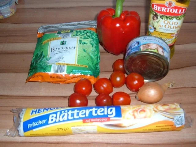 Blätterteig :  Gefüllt mit Thunfisch - Salat - Rezept - Bild Nr. 3