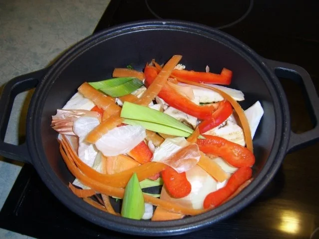 Putenrolle mit Blattspinat und Walnüssen - Rezept - Bild Nr. 3