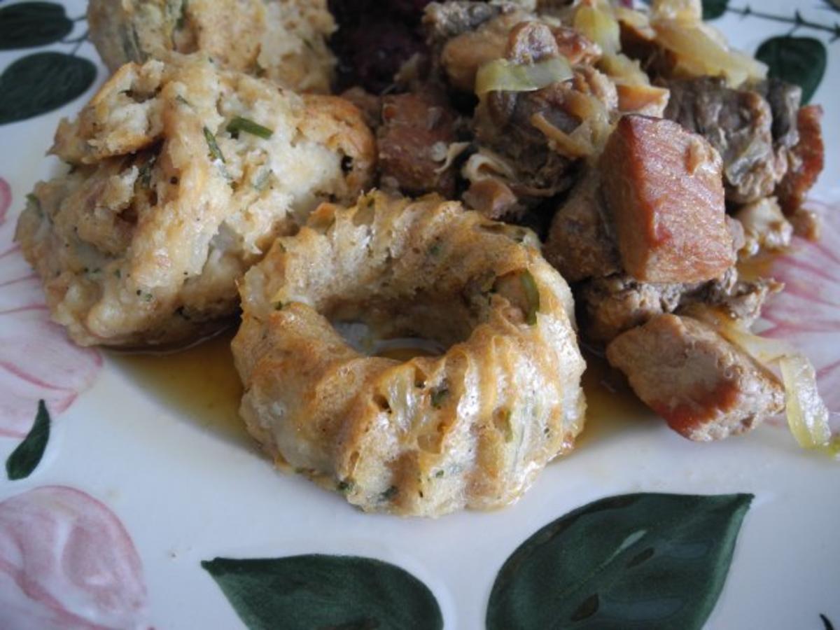 Beilage : Semmelknödel OHNE Ei ... - Rezept - kochbar.de