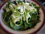 Salat : Einen bunten Frühlingsalat - Rezept