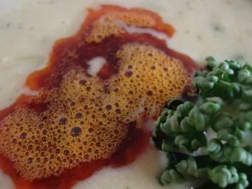 Süppchen aus Roten Linsen mit "Paprikabutter Topping" - Rezept