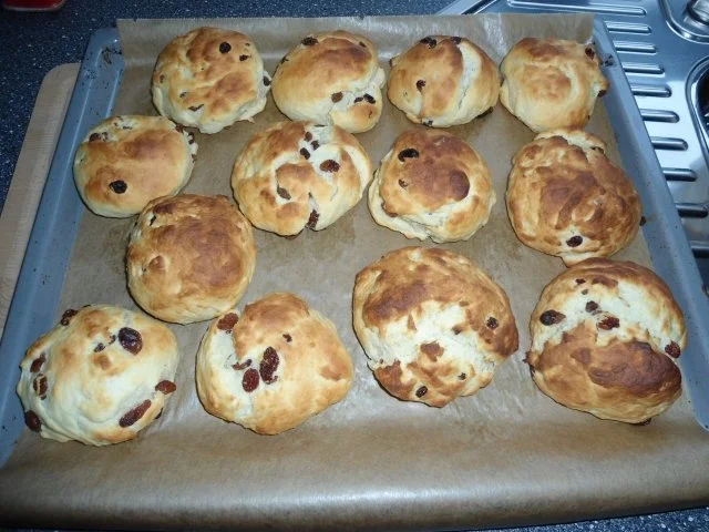 luftig lockere Rosinenbrötchen - Rezept