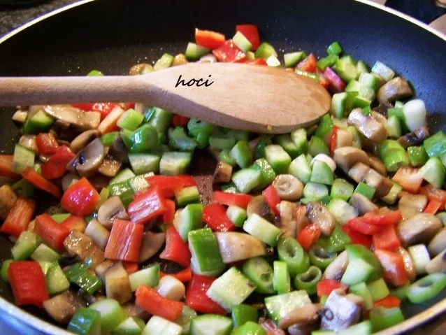 Rezept: WISCHI-WASCHI - Gemüsepfanne Bild Nr. 7 WISCHI-WASCHI - Gemüsepfanne - Rezept - Bild Nr. 7