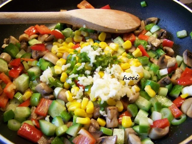 Rezept: WISCHI-WASCHI - Gemüsepfanne Bild Nr. 8 WISCHI-WASCHI - Gemüsepfanne - Rezept - Bild Nr. 8