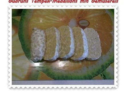 Vegetarisch: Tempeh-Medaillons mit Gemüsereis - Rezept - Bild Nr. 3