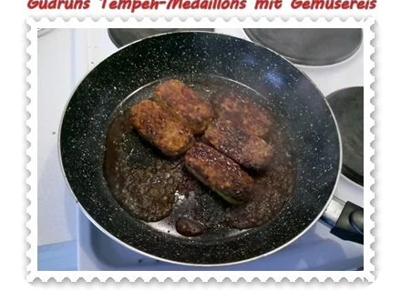 Vegetarisch: Tempeh-Medaillons mit Gemüsereis - Rezept - Bild Nr. 7