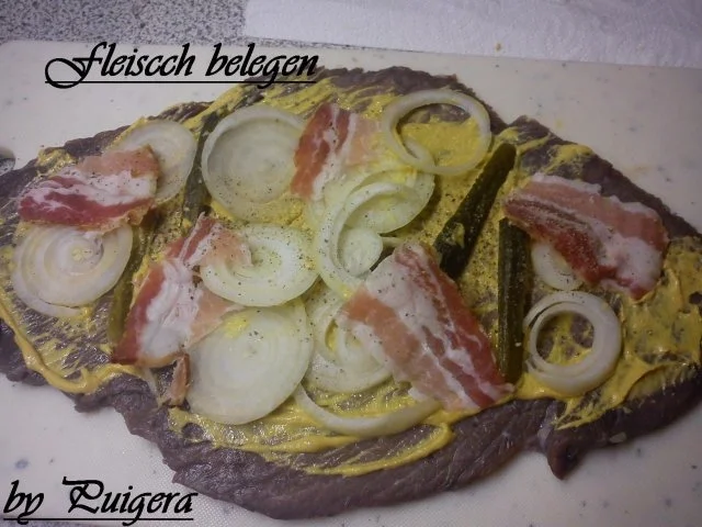 Rezept: Rouladen auf Sauerbratenart Bild Nr. 4 Rouladen auf Sauerbratenart - Rezept - Bild Nr. 4