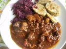 Gulasch Halb und Halb - Rezept