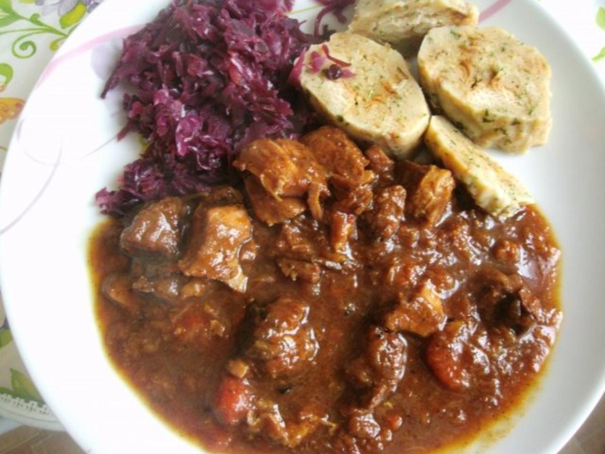 Gulasch Halb Und Halb