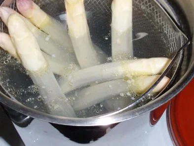 Rezept: Erster Bayerischer Spargel mit warmer Marinade Bild Nr. 5 Erster Bayerischer Spargel mit warmer Marinade - Rezept - Bild Nr. 5