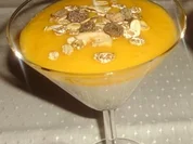 Joghurt mit Pfirsichhaube - Rezept