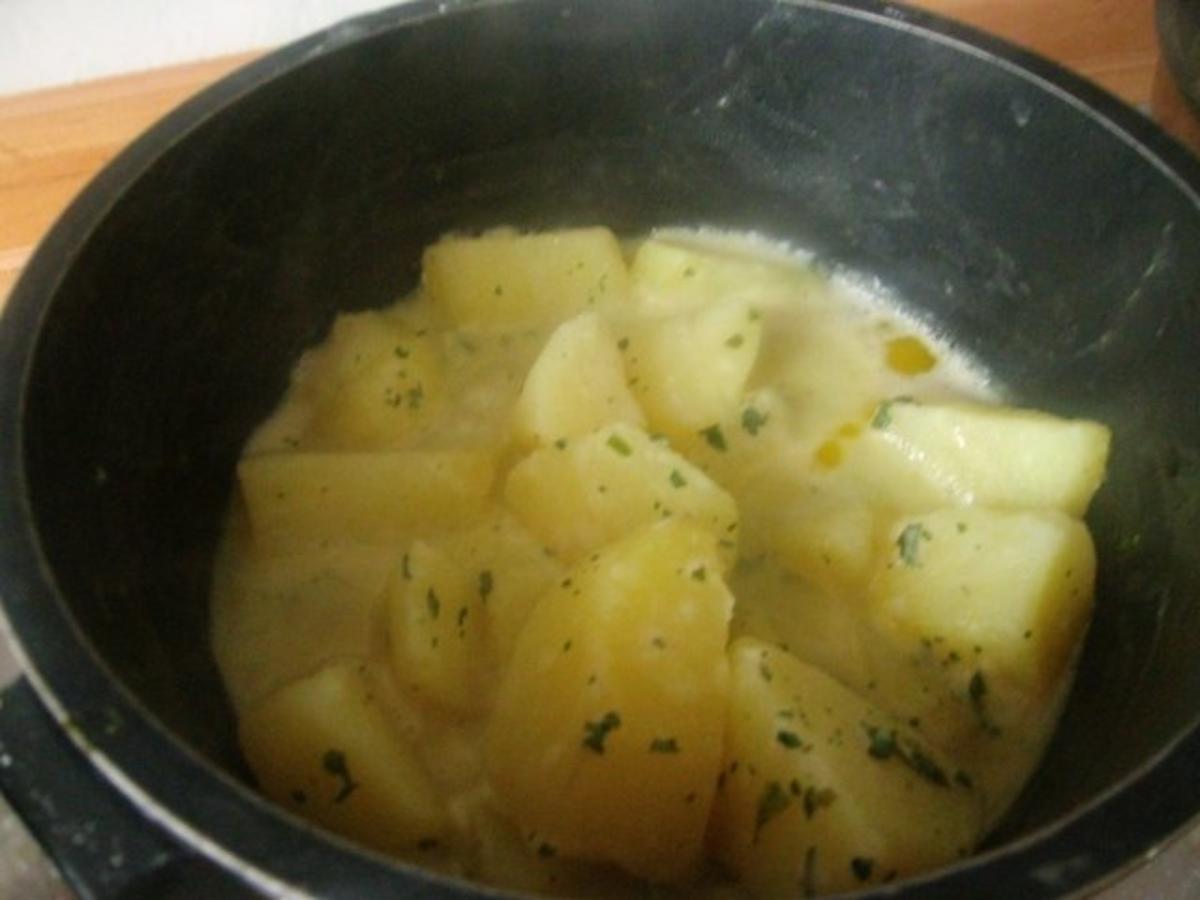 Hähnchen in Senf- Sahne-Soße mit Broccoli - Rezept - kochbar.de