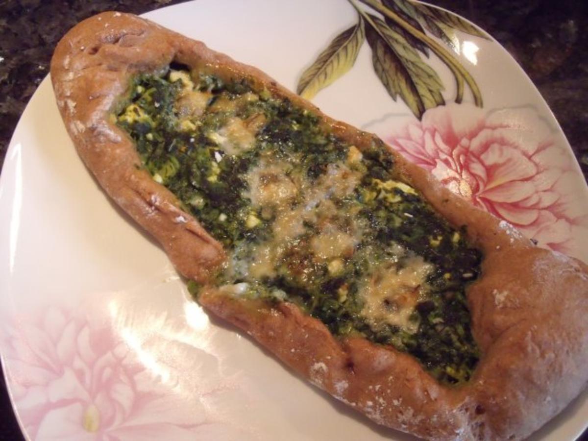 Spinat Käse Pide - von Sri_Devi Spinat Käse Pide - von Sri_Devi