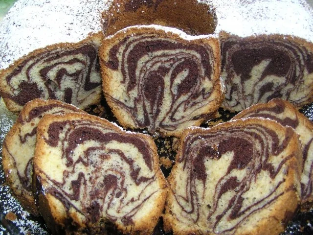 Zebrakuchen mit Kaffeelikör - Rezept - Bild Nr. 8
