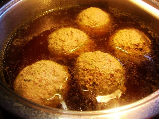Rezept: Leberknödel, Sauerkraut und Püree mit Zwiebeln ... Bild Nr. 3 Leberknödel, Sauerkraut und Püree mit Zwiebeln ... - Rezept - Bild Nr. 3