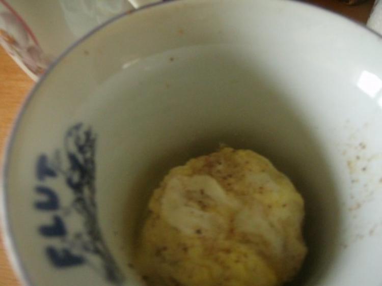 Klare Rindfleischsuppe mit Gemüse und Nudeln - einfach - 22 kcal/100g