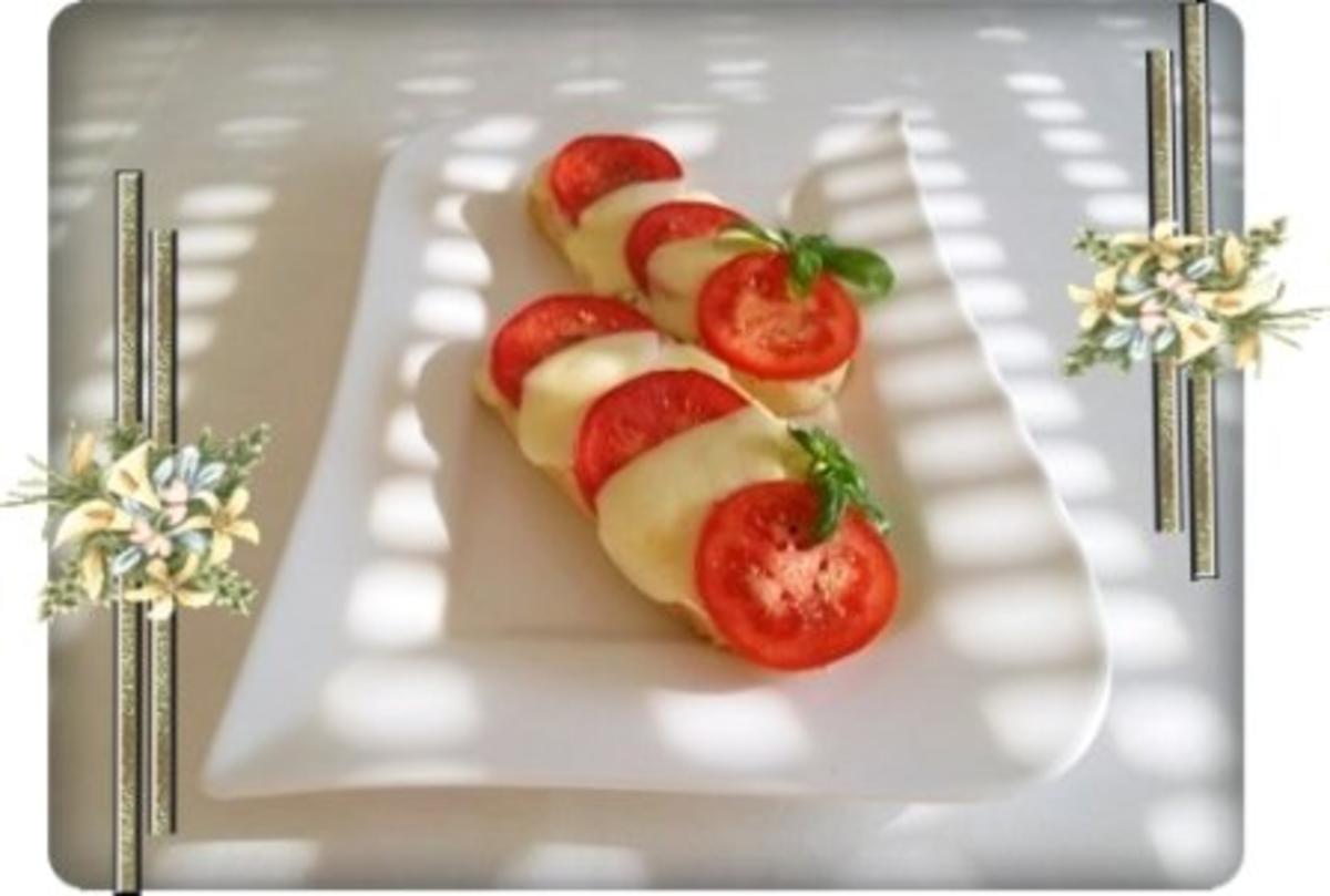 Baguette Brötchen Mit Tomate Mozzarella überbacken — Rezepte Suchen