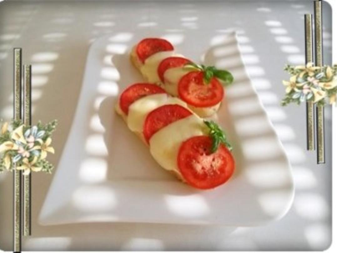 Tomate-Mozzarella Baguettes überbacken - Rezept - kochbar.de