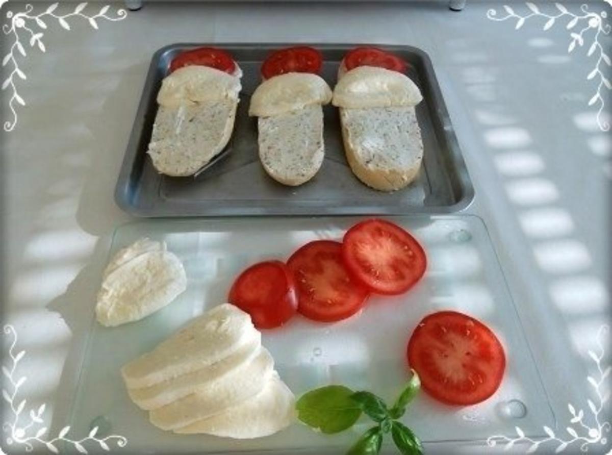 Tomate-Mozzarella Baguettes überbacken - Rezept - Bild Nr. 11