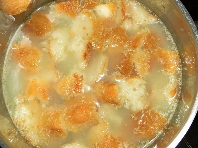 Sisserl's - *Erbsensuppe mit Kabanossi oder Wiener* - Rezept - Bild Nr. 4