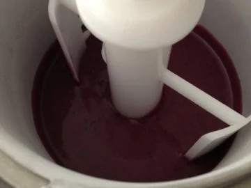 Kirsch Eiscreme (Glaceé) mit perfektem Schmelzgefühl - Rezept - Bild Nr. 2