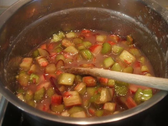 Vorrat: Rhabarbersirup - Rezept - Bild Nr. 4