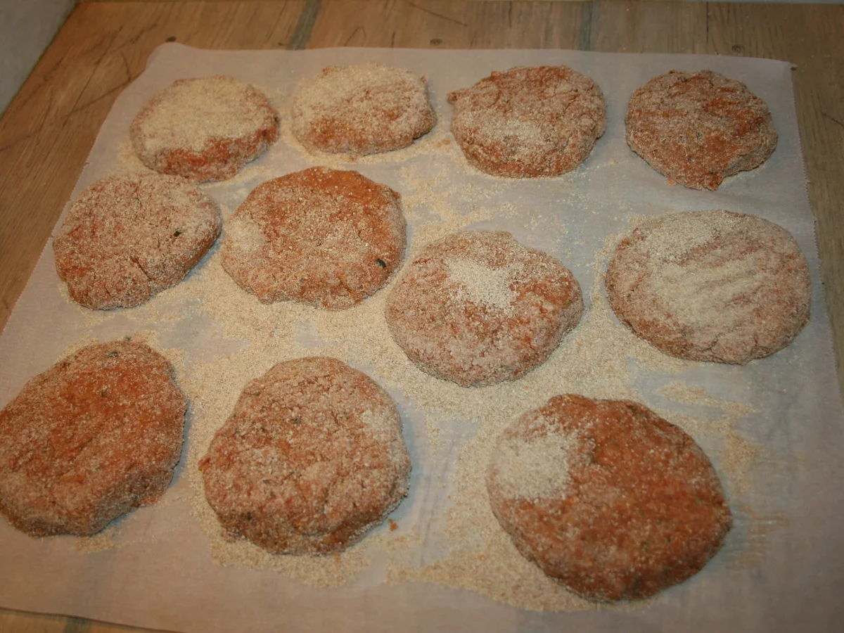 Faschierte Laibchen,  das 999. Rezept - Rezept - Bild Nr. 283