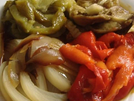 Rezept: Gefülltes Brot mit Ibericoschwein und Gemüse Bild Nr. 6 Gefülltes Brot mit Ibericoschwein und Gemüse - Rezept - Bild Nr. 6