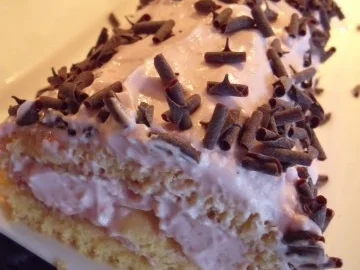 Himbeer-Sahne-Biskuitrolle - Rezept