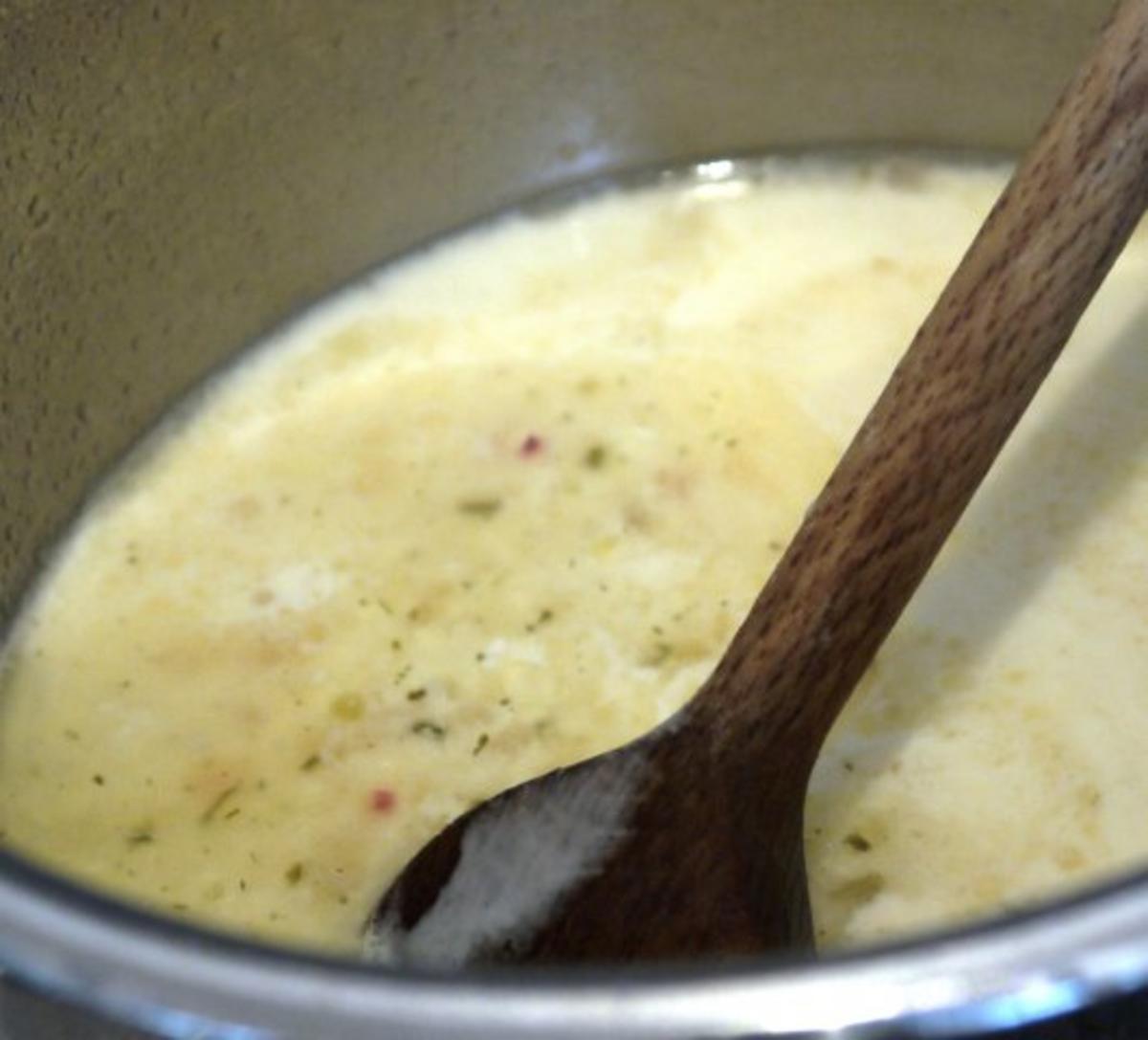 Lachsforelle in Kürbiskernkruste, Tagliatelle, Riesling-Dill-Schaum, Kräuterseitlinge - Rezept - Bild Nr. 8